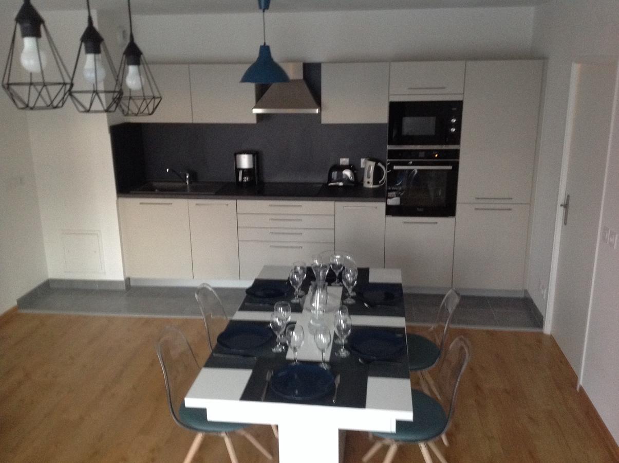 Souheilrebekahome Apartment Serris